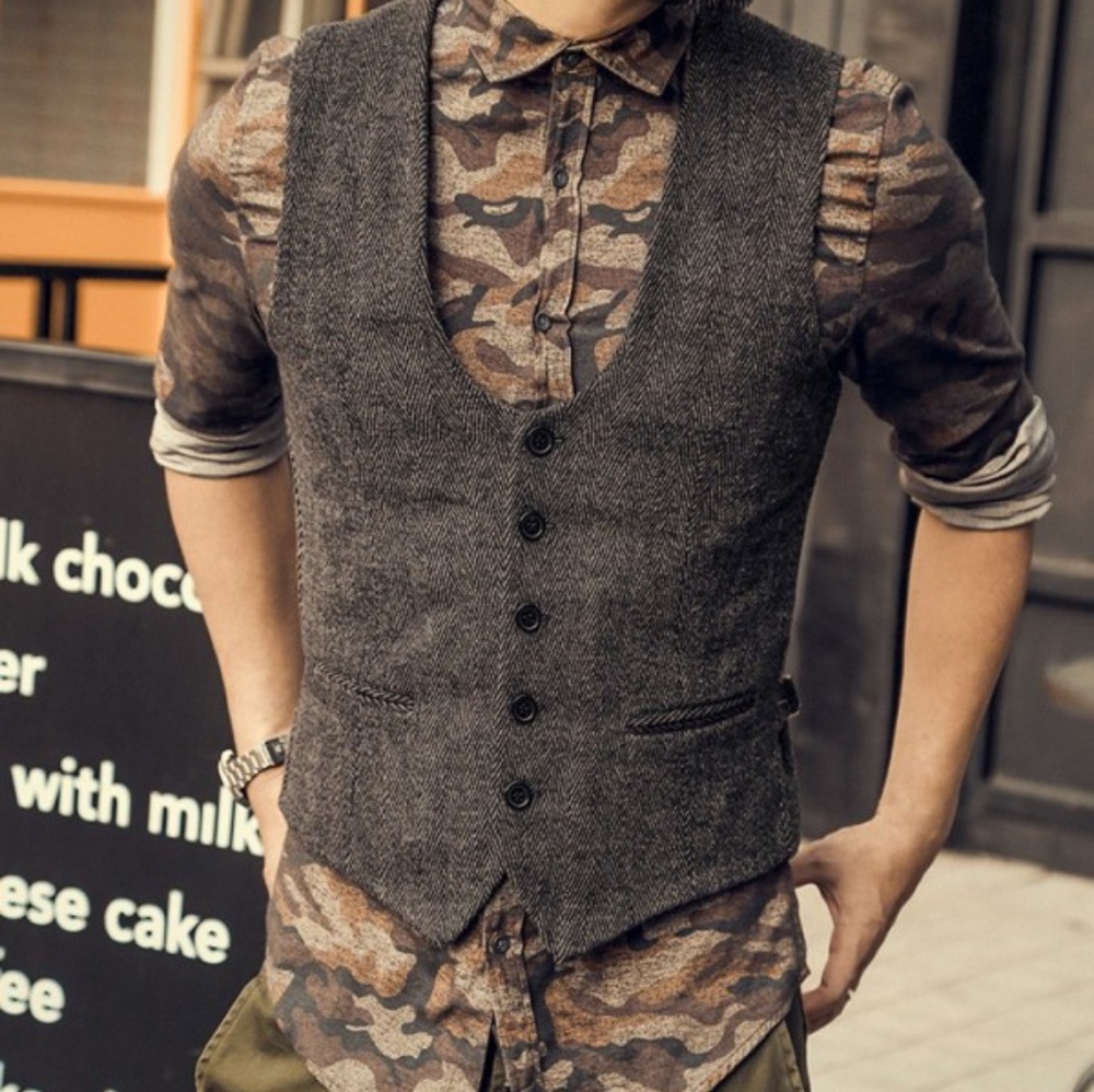 100% wool mens brown  plaid vest